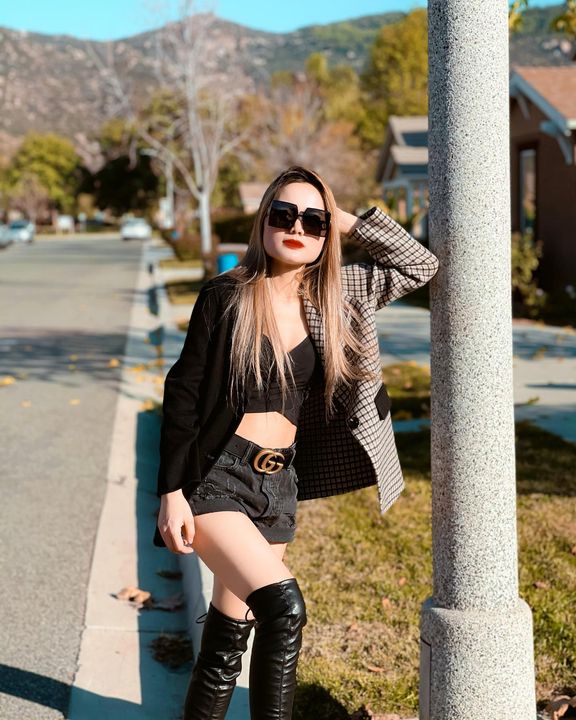 https://m.photoslurp.com/i/fit?width=576&height=720&url=https%3A%2F%2Fpslurpmedia.s3.amazonaws.com%2Finstagram-business%2F17921469733516463_0.jpg